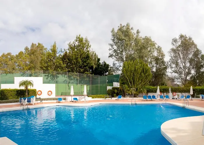 4 Bedroom In Puerto Banus 150 Meters From The מארבלה