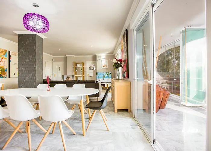 4 Bedroom In Puerto Banus 150 Meters From The דירה מארבלה