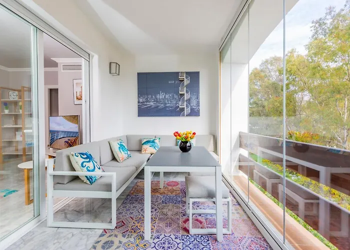 4 Bedroom In Puerto Banus 150 Meters From The דירה *