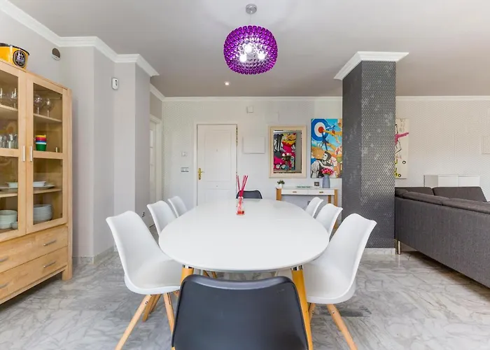 4 Bedroom In Puerto Banus 150 Meters From The דירה