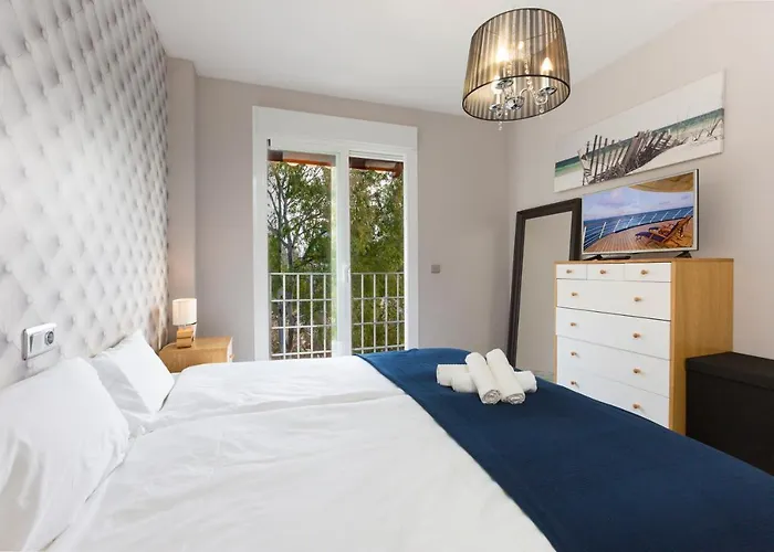 4 Bedroom In Puerto Banus 150 Meters From The דירה